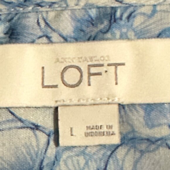 LOFT size L blue floral print 1/3 button pin tuck long sleeve Boho top - Picture 5 of 8